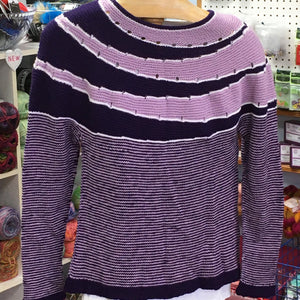 Fading Circle Pullover